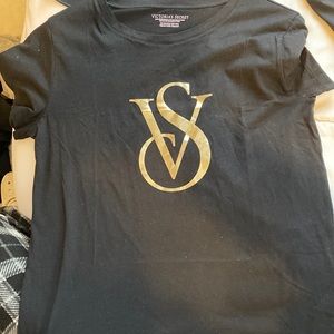 xs victoria secret tshirt